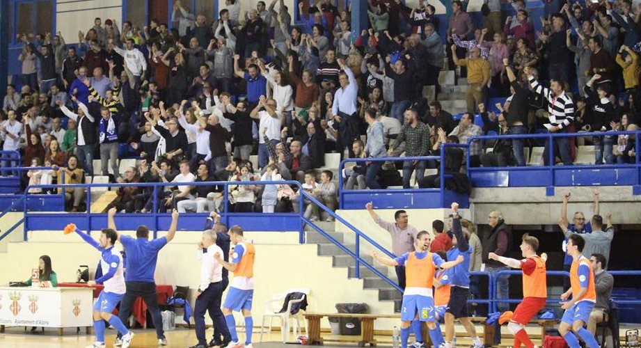 NITIDA ALZIRA Y LES FALLES