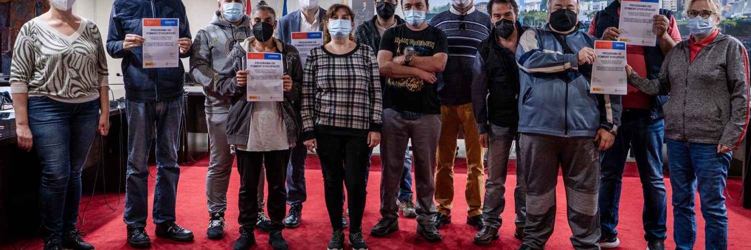 foto de grup a la neteja dels barrancs